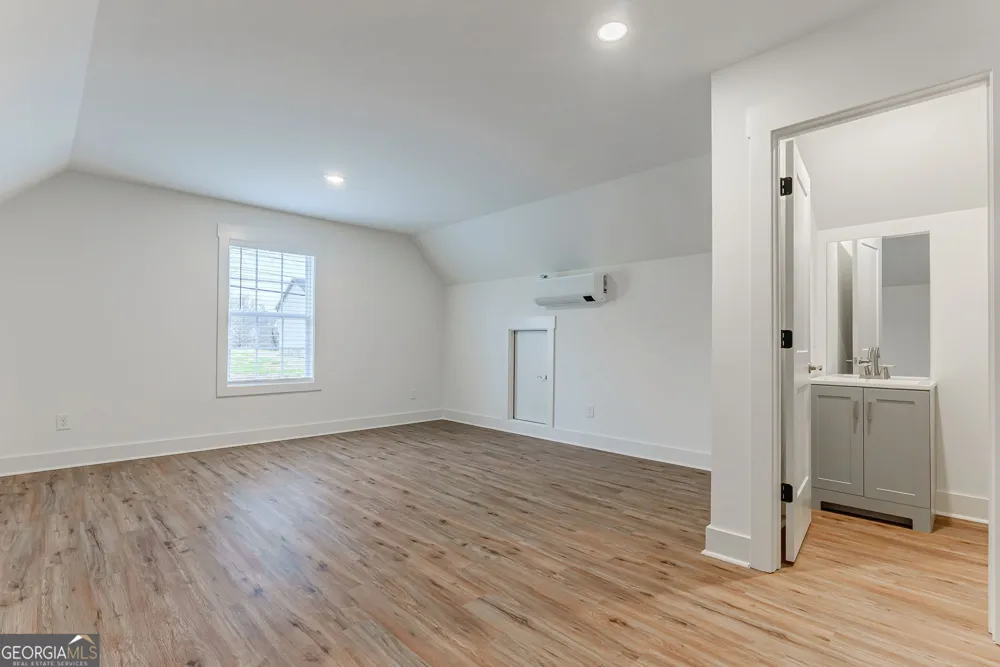 552 Clayton ST Commerce, GA 30529