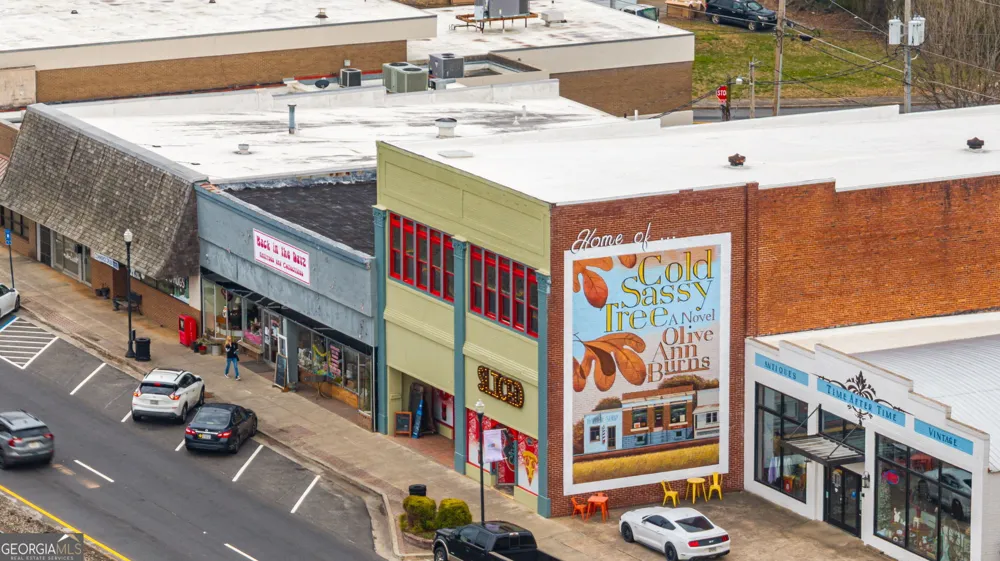 552 Clayton ST Commerce, GA 30529