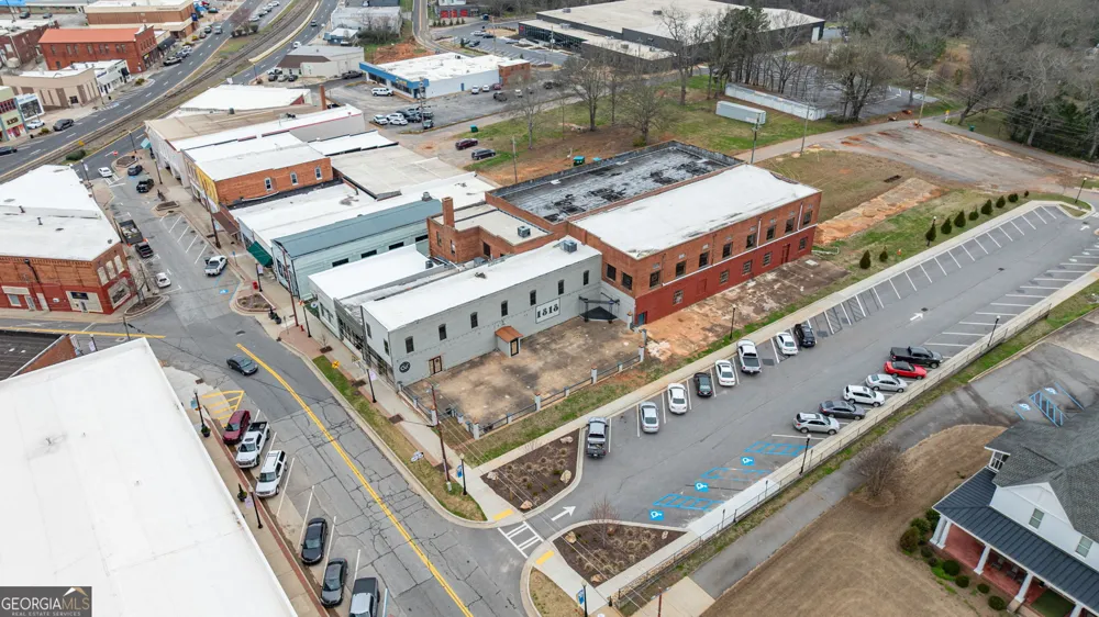 552 Clayton ST Commerce, GA 30529
