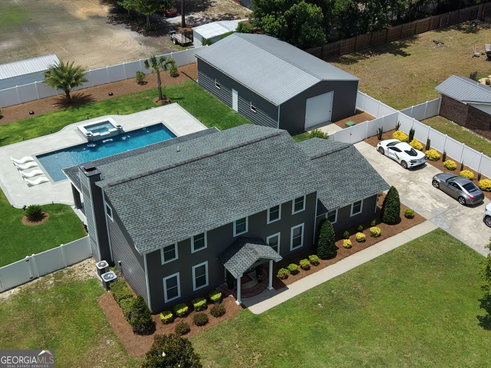 712 Old Waynesville RD Jesup, GA 31546