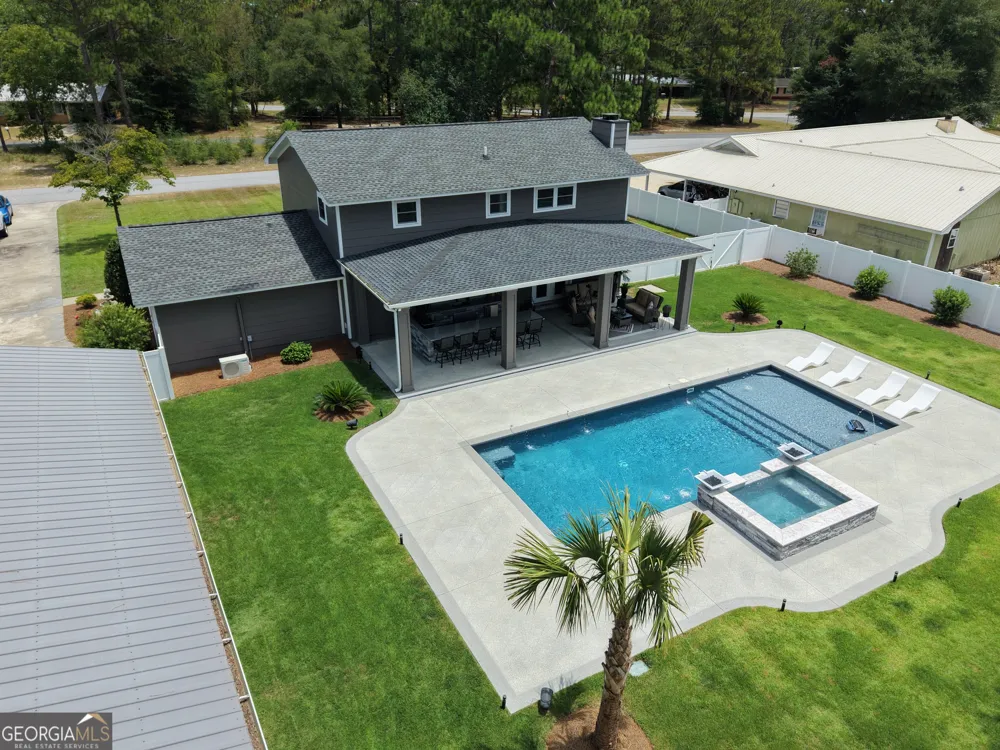 712 Old Waynesville RD Jesup, GA 31546