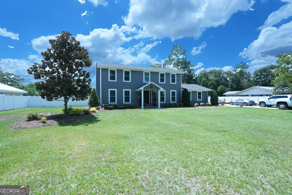 712 Old Waynesville RD Jesup, GA 31546