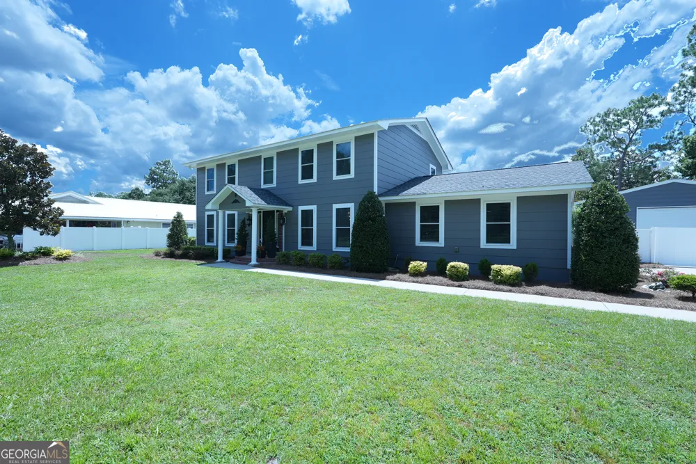 712 Old Waynesville RD Jesup, GA 31546