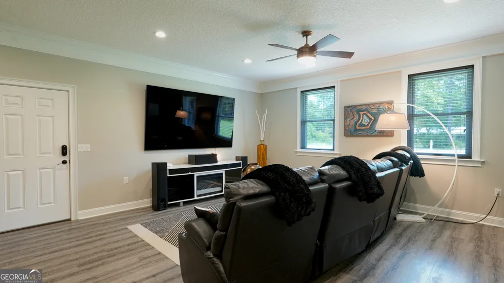 712 Old Waynesville RD Jesup, GA 31546
