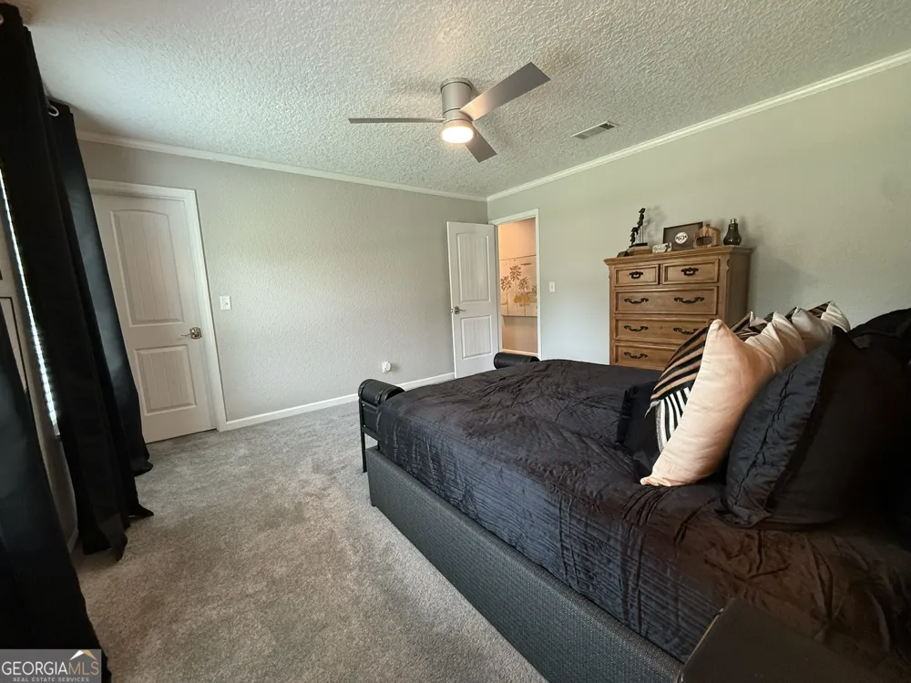 712 Old Waynesville RD Jesup, GA 31546