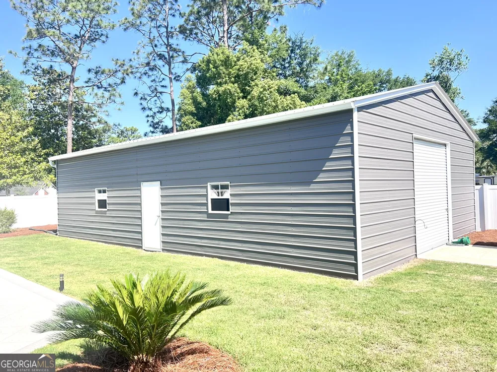 712 Old Waynesville RD Jesup, GA 31546