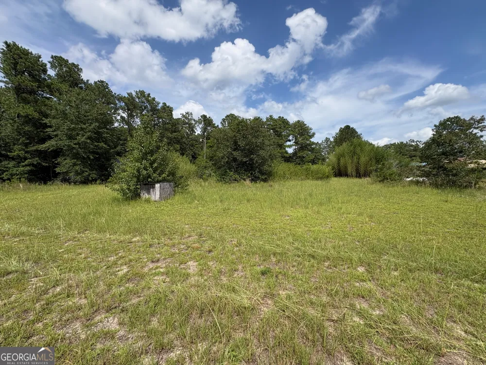 4089 Jordan RD Byron, GA 31008