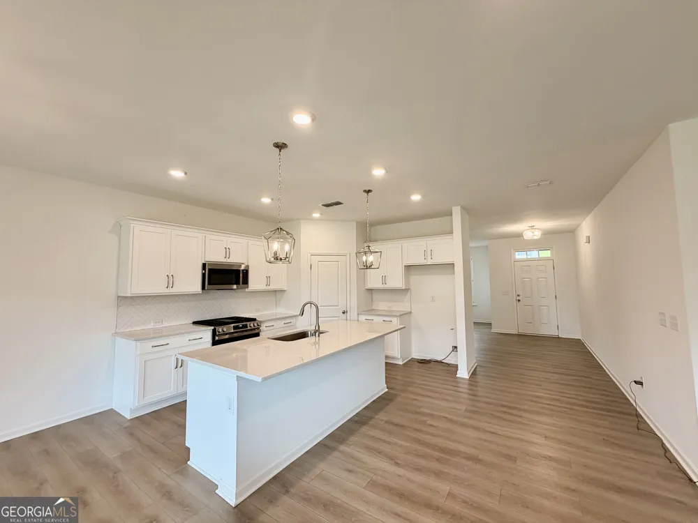 215 Foxhill DR Dawsonville, GA 30534