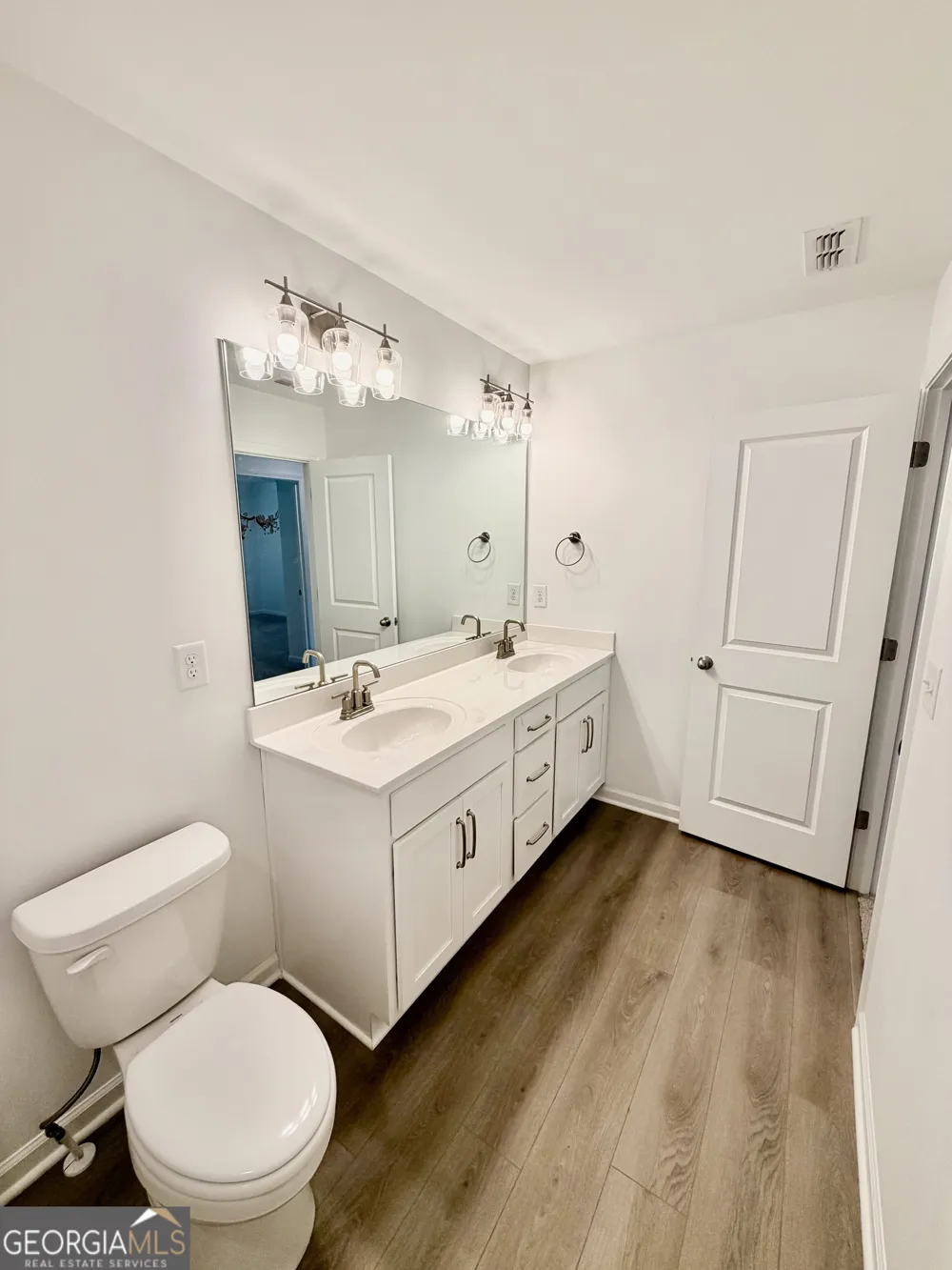 215 Foxhill DR Dawsonville, GA 30534