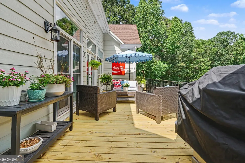 1790 Lipscomb Lake RD Pendergrass, GA 30567