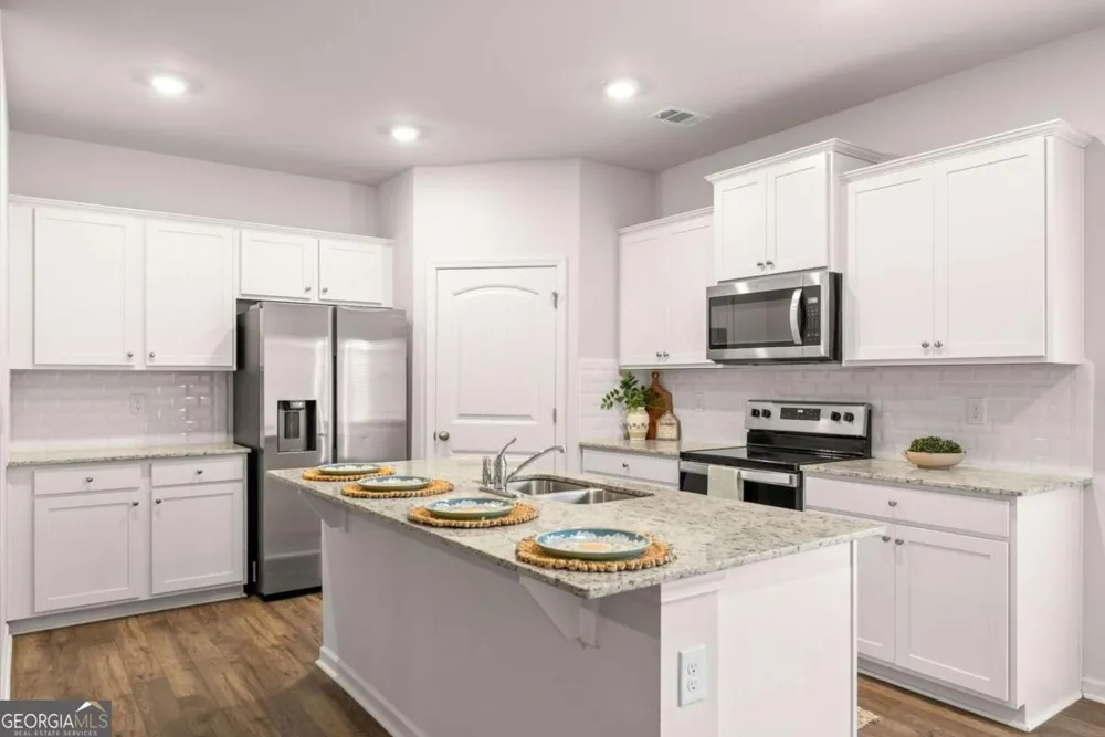 300 Stoneybrook CT Dahlonega, GA 30533