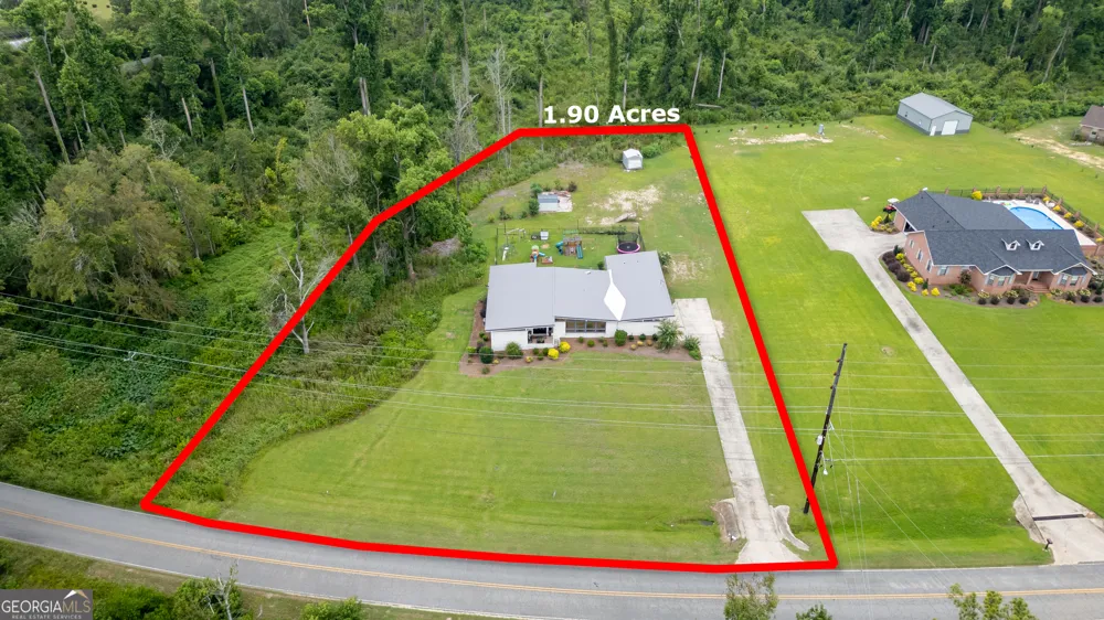 96 N Gill ST Hazlehurst, GA 31539
