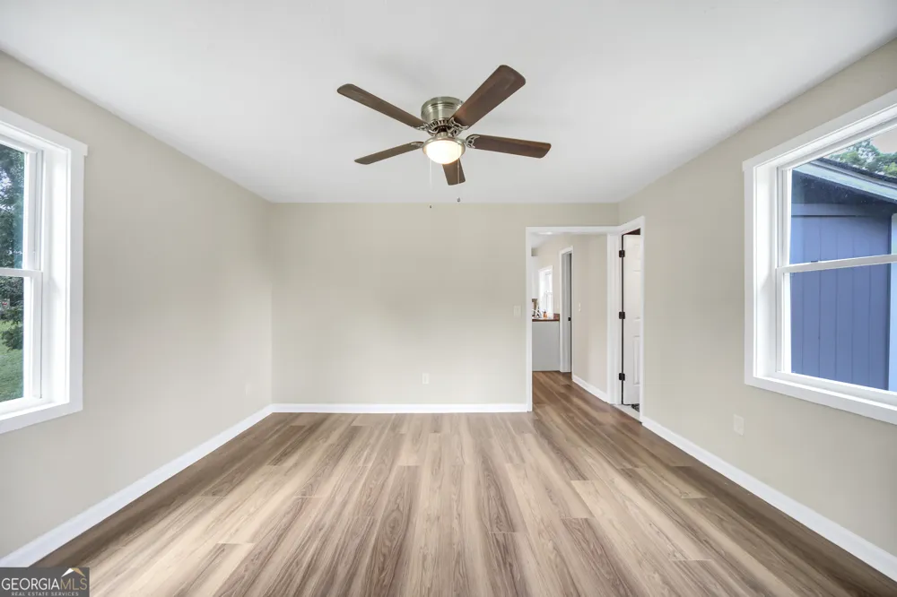240 Jackson ST Barnesville, GA 30204
