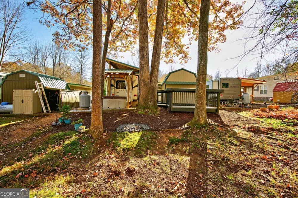 324 Leisure Acres DR Cleveland, GA 30528