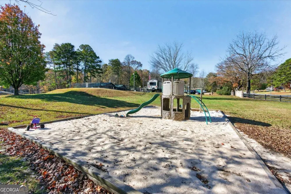 324 Leisure Acres DR Cleveland, GA 30528