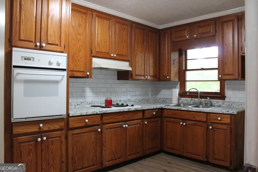 154 Poplar CIR LaGrange, GA 30241