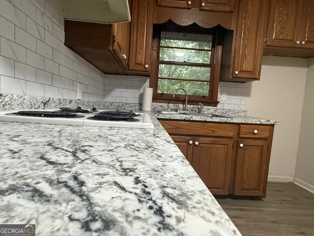 154 Poplar CIR LaGrange, GA 30241