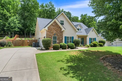 565 Jefferson Walk CIR
