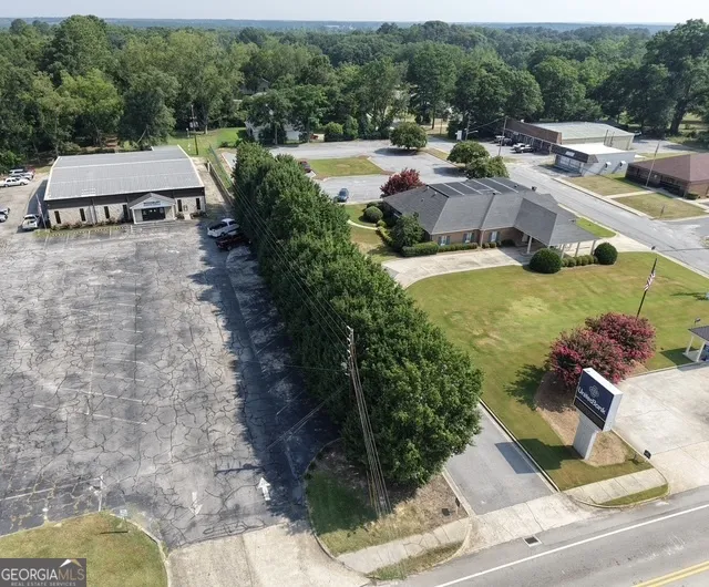 18046 Main ST Woodbury, GA 30293