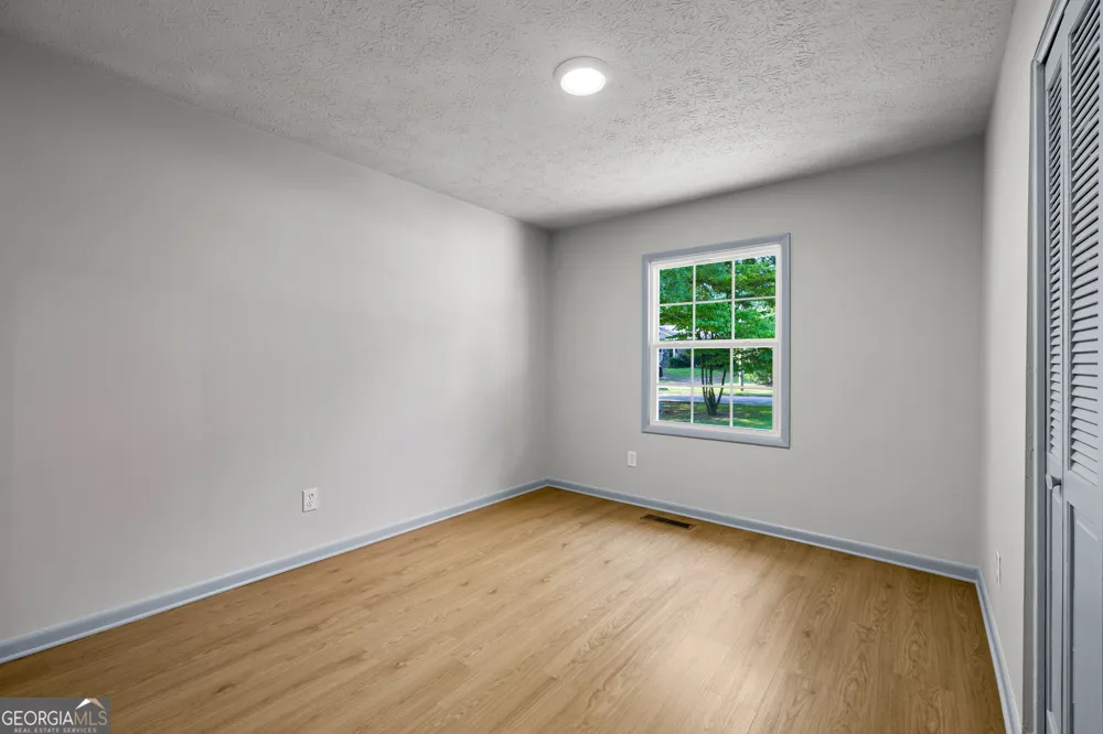 210 Hearthstone DR LaGrange, GA 30241