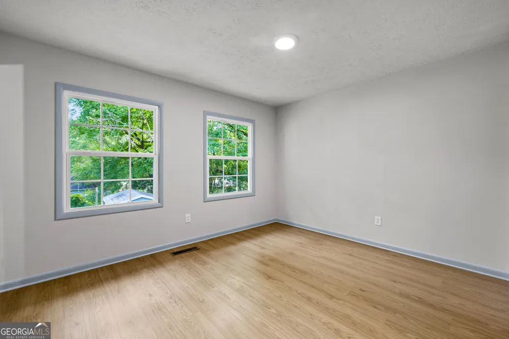 210 Hearthstone DR LaGrange, GA 30241