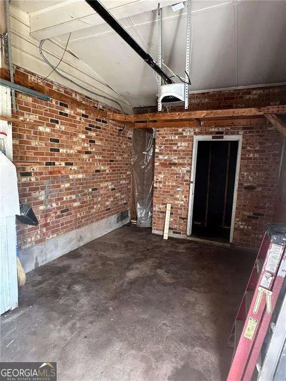 407 Hilltop DR Forest Park, GA 30297