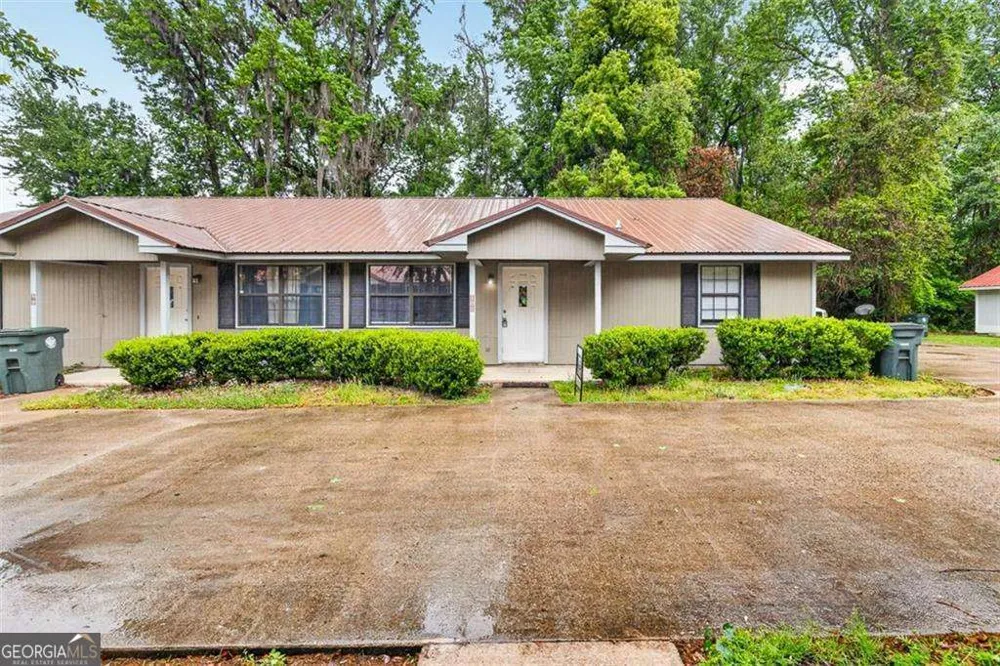 100 Clarks Bluff RD Kingsland, GA 31548