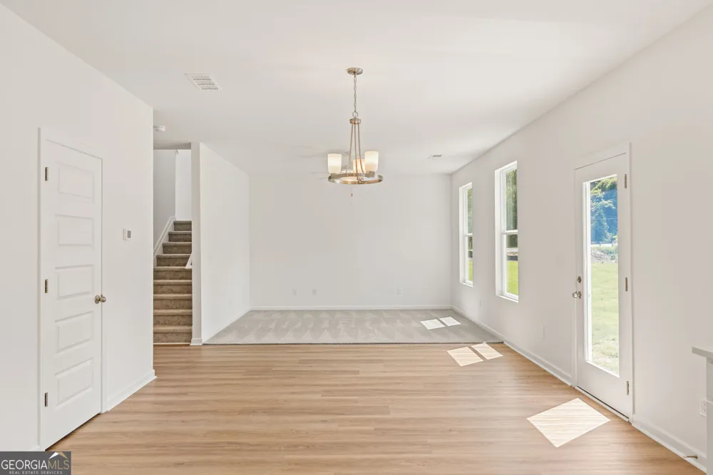 140 Formosa ST Adairsville, GA 30103