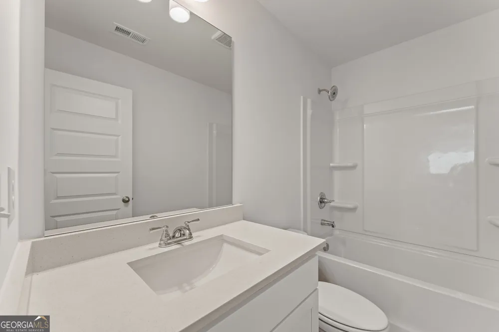 140 Formosa ST Adairsville, GA 30103