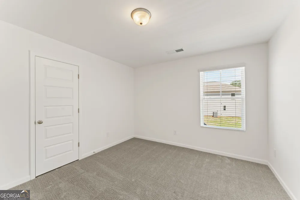 140 Formosa ST Adairsville, GA 30103