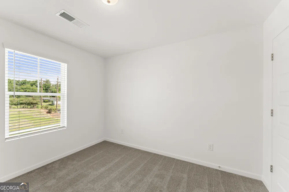 140 Formosa ST Adairsville, GA 30103