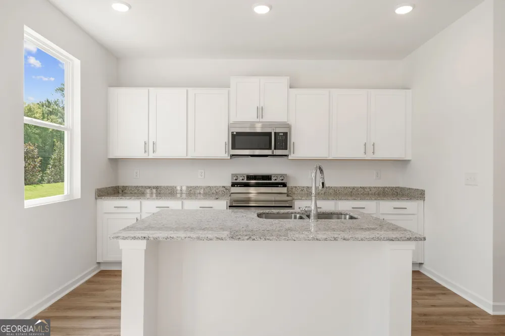 104 Bluefin ST Adairsville, GA 30103
