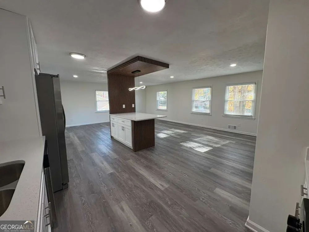 4675 Lincoln WAY SW Lilburn, GA 30047