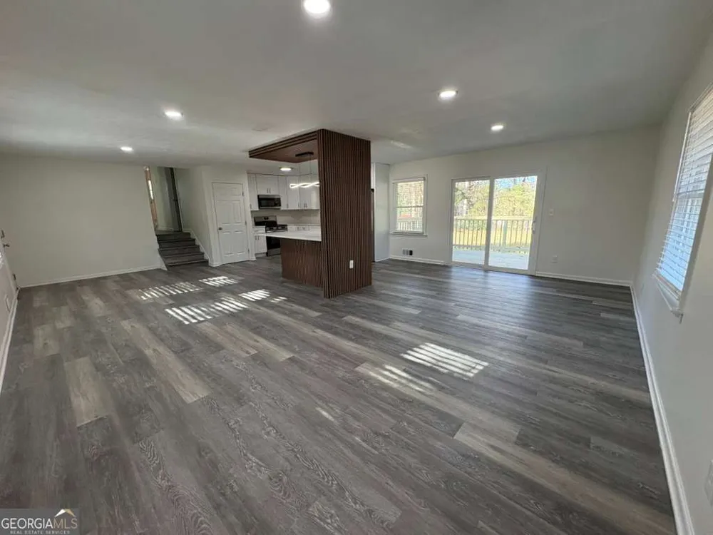 4675 Lincoln WAY SW Lilburn, GA 30047