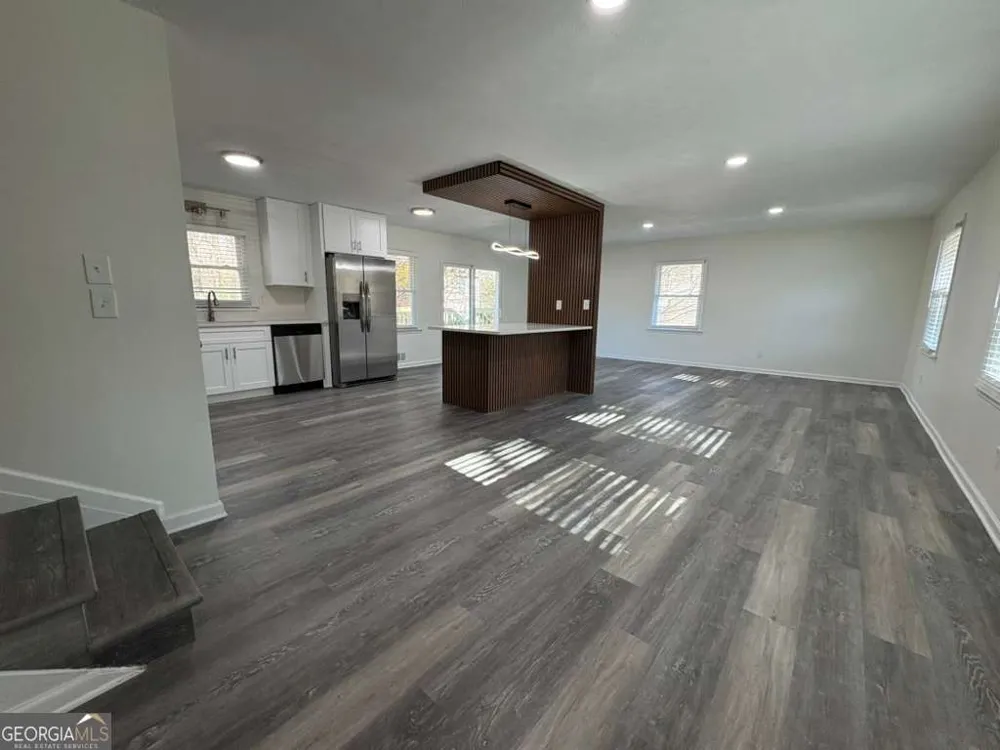 4675 Lincoln WAY SW Lilburn, GA 30047