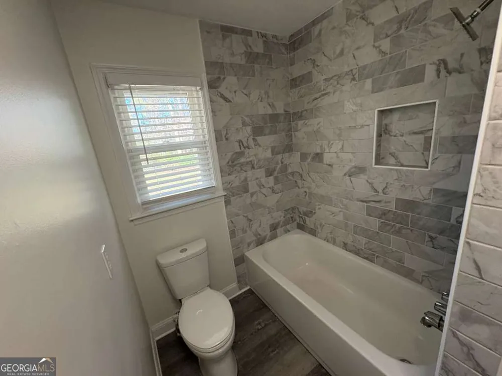 4675 Lincoln WAY SW Lilburn, GA 30047