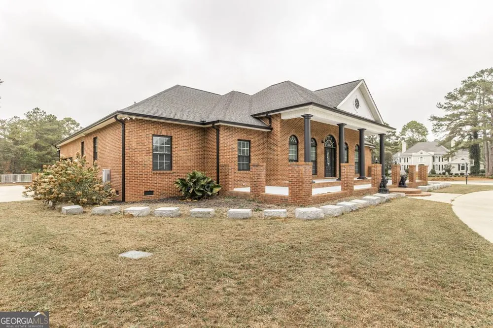 100 Parks RDG Dublin, GA 31021
