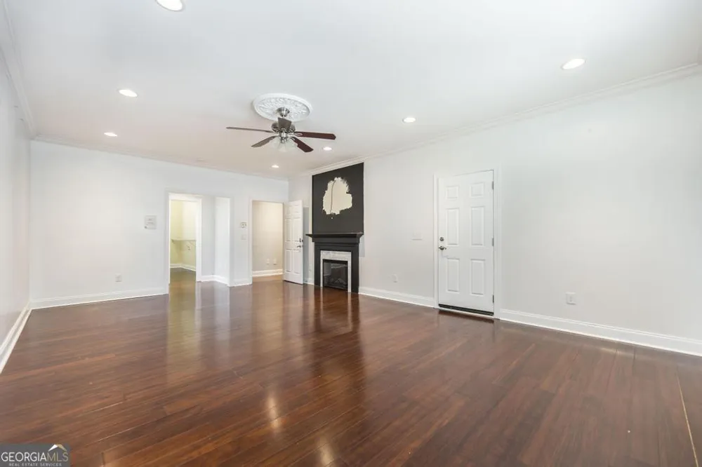 100 Parks RDG Dublin, GA 31021