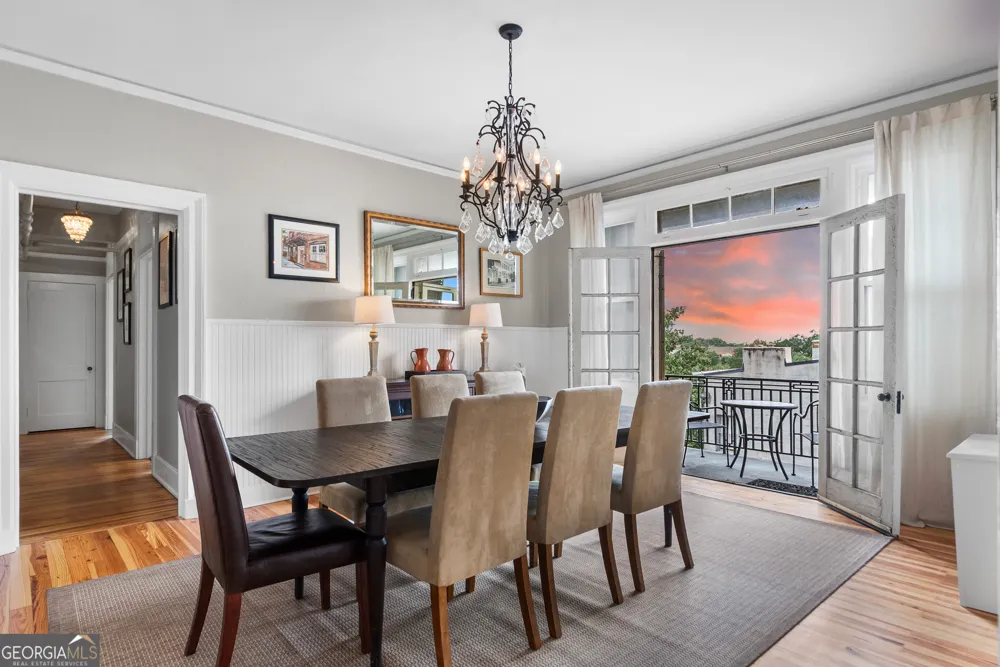 24 E Liberty ST Savannah, GA 31401