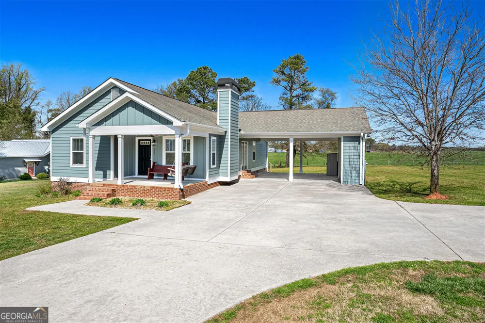 617 Ridgeview LN Lavonia, GA 30553