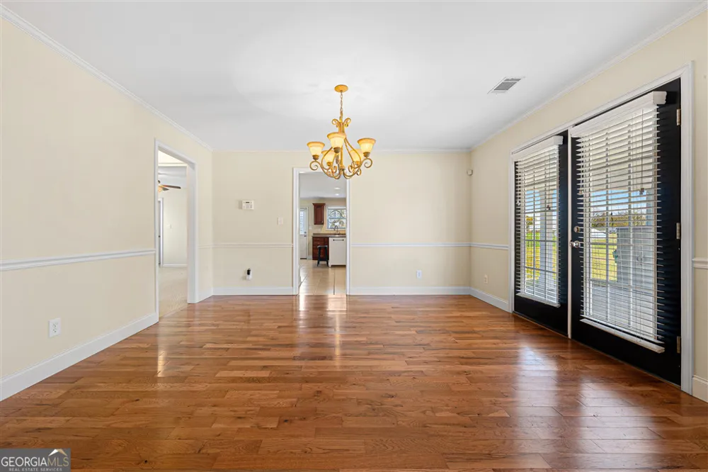 617 Ridgeview LN Lavonia, GA 30553
