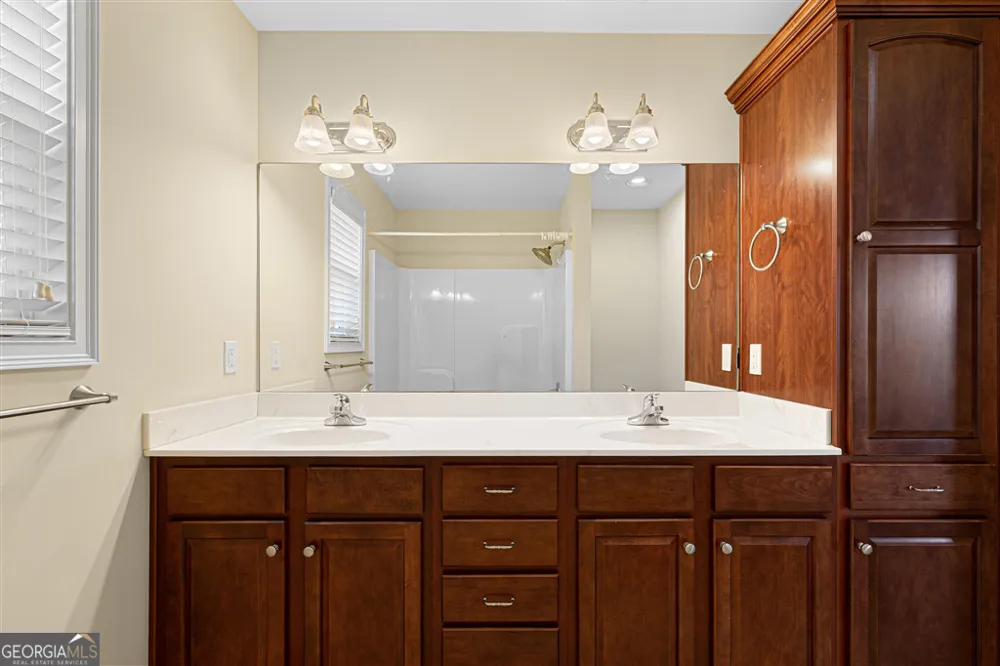 617 Ridgeview LN Lavonia, GA 30553