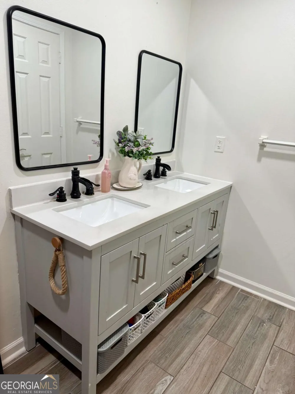4005 Woodridge WAY Tucker, GA 30084