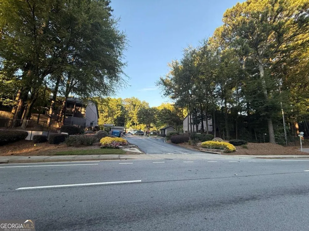 4005 Woodridge WAY Tucker, GA 30084