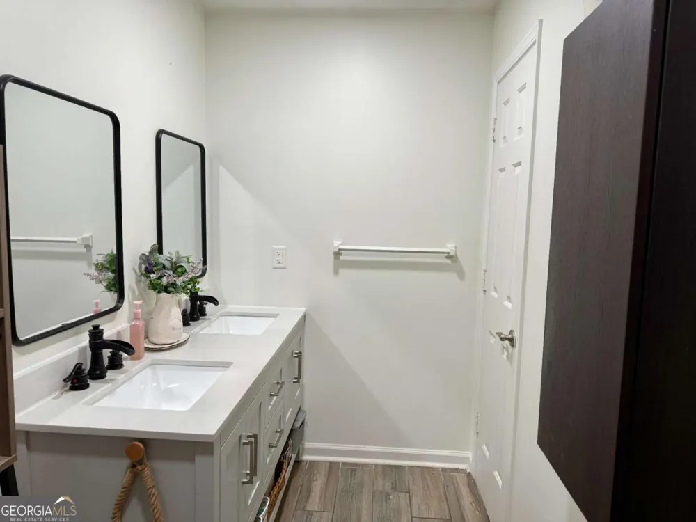4005 Woodridge WAY Tucker, GA 30084