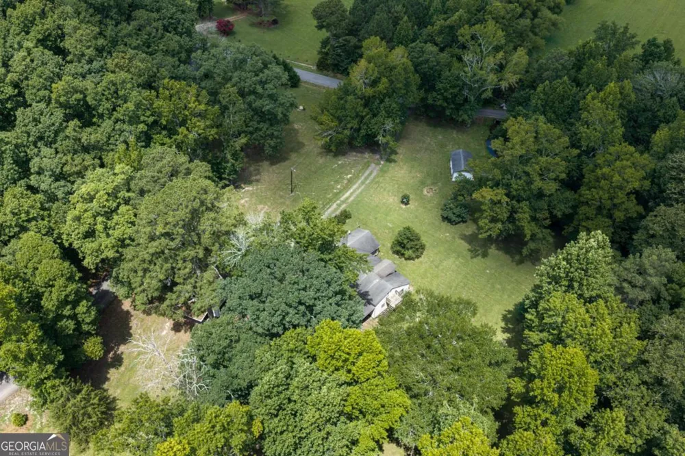 435 Hampton RD Cedartown, GA 30125