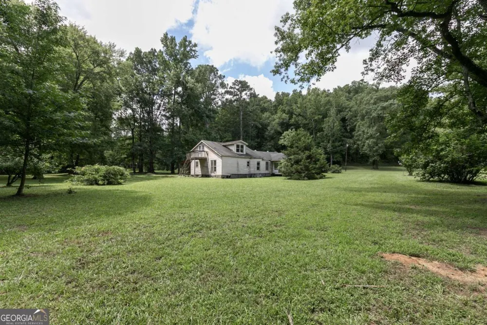 435 Hampton RD Cedartown, GA 30125