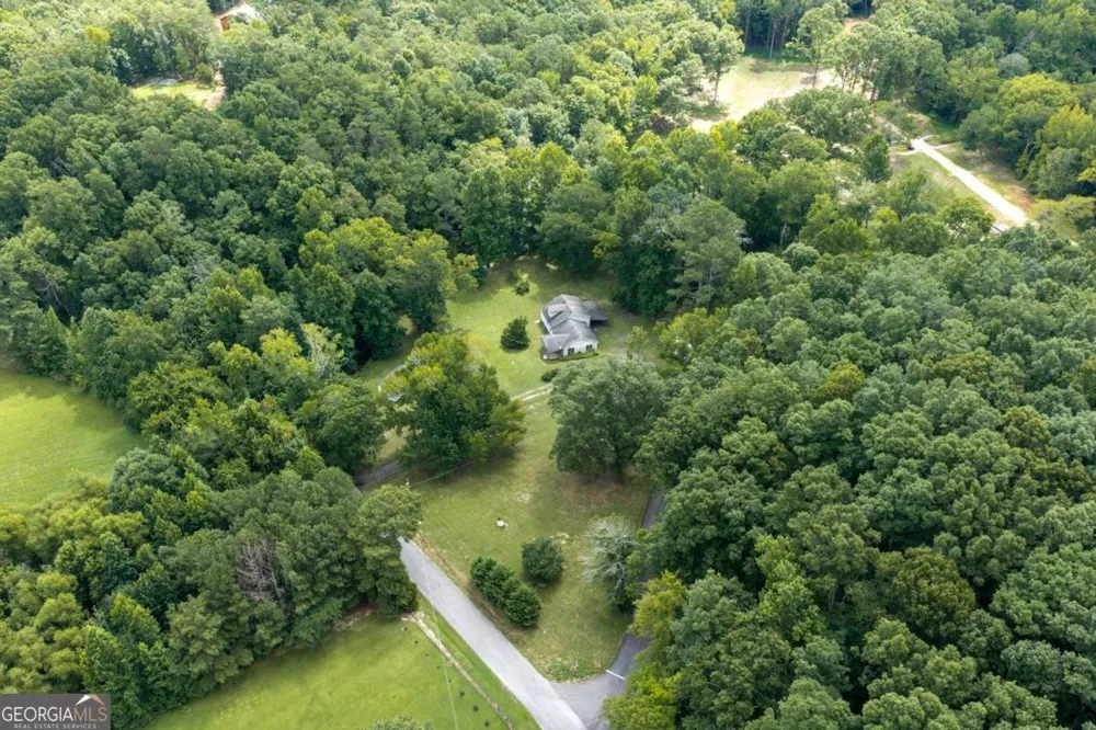 435 Hampton RD Cedartown, GA 30125