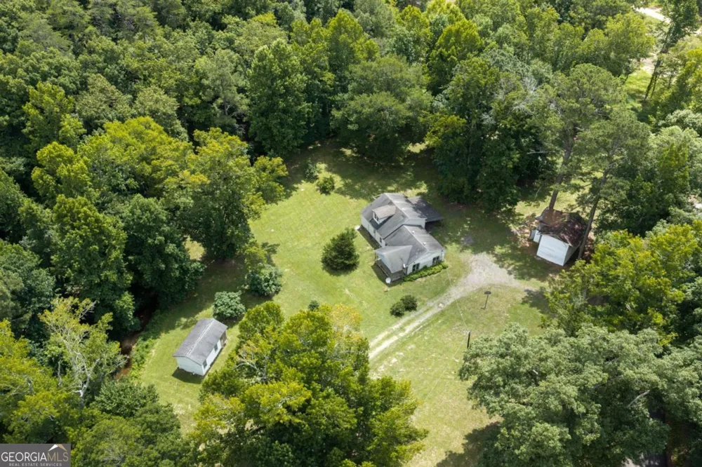 435 Hampton RD Cedartown, GA 30125