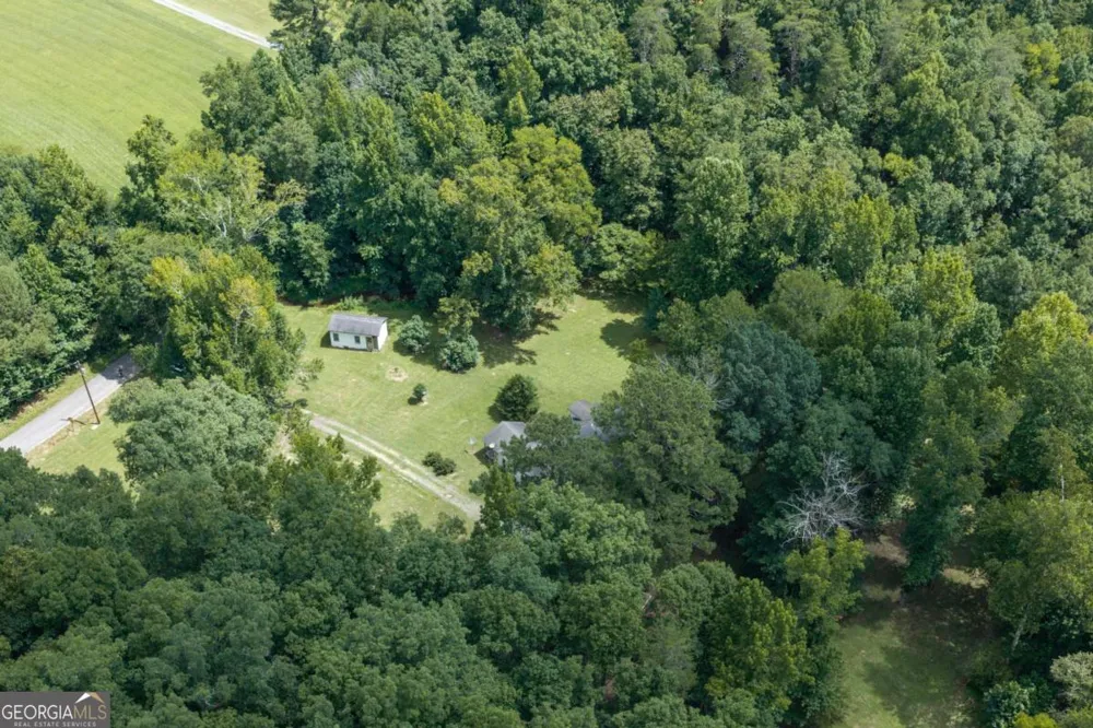 435 Hampton RD Cedartown, GA 30125